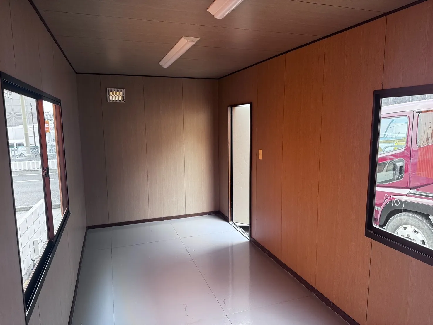 現場事務所用トレーラーハウス🏗️